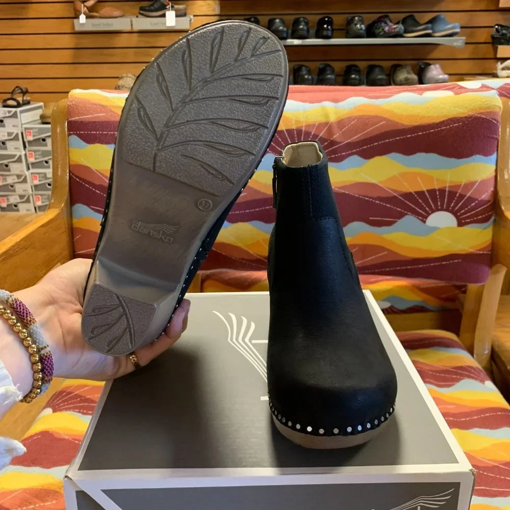 Dansko Sarah Milled Burnished Black - Picture 3 of 3